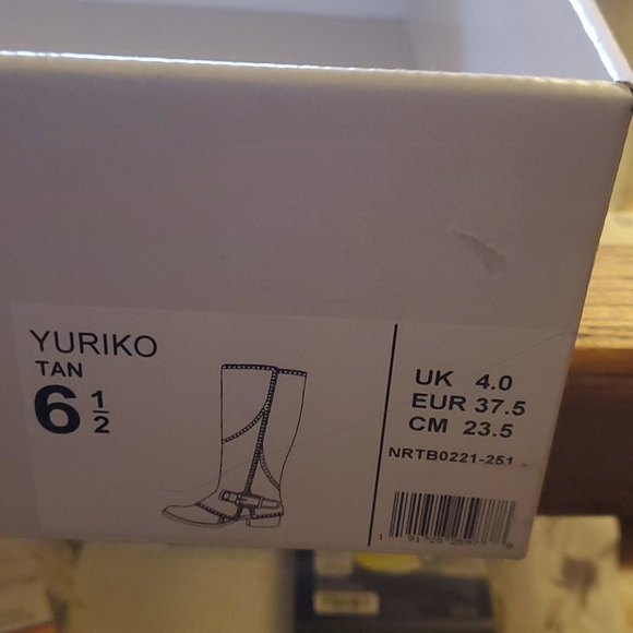 Womans Boots !!! - Picture 9 of 11